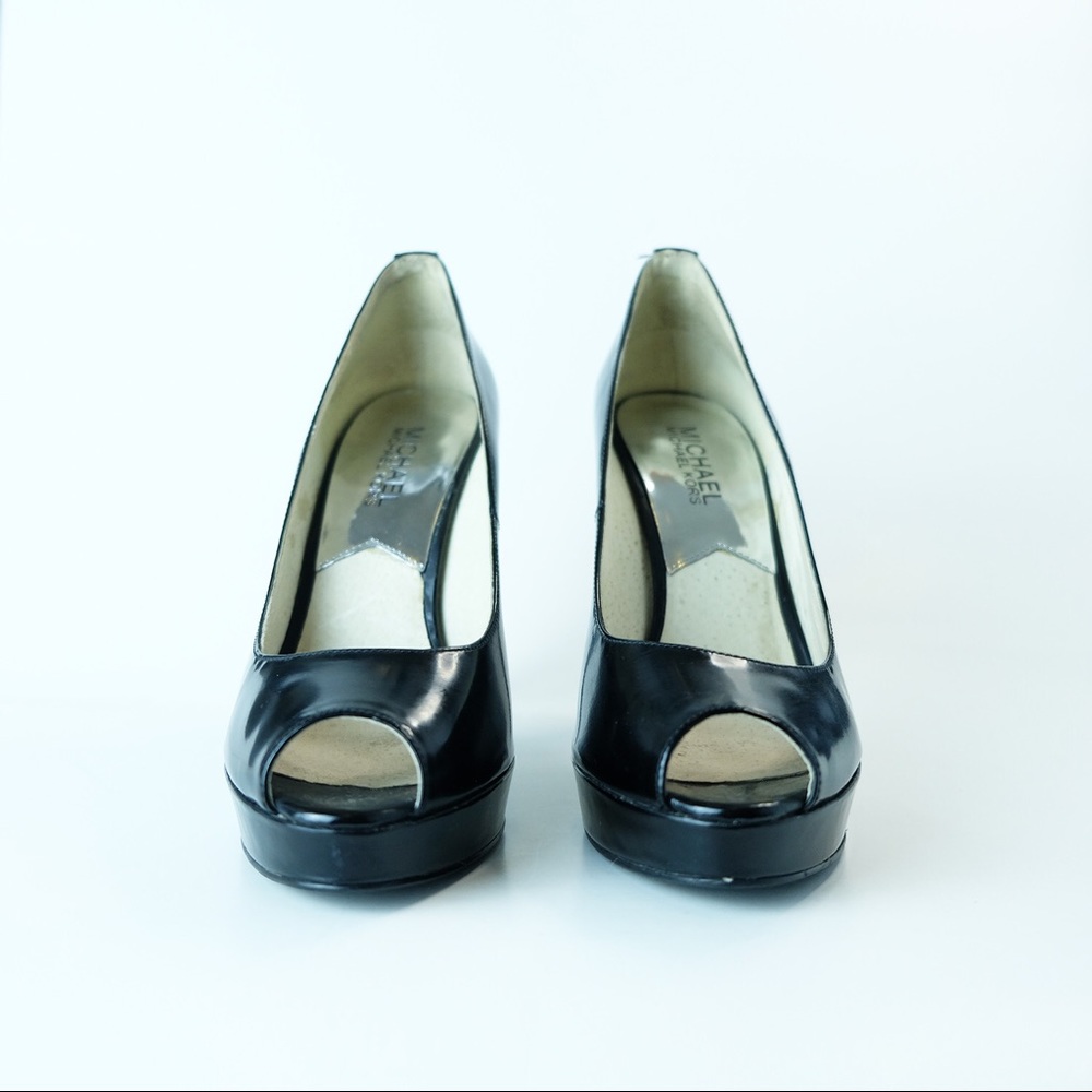 MICHAEL KORS PEEP TOE HEELS